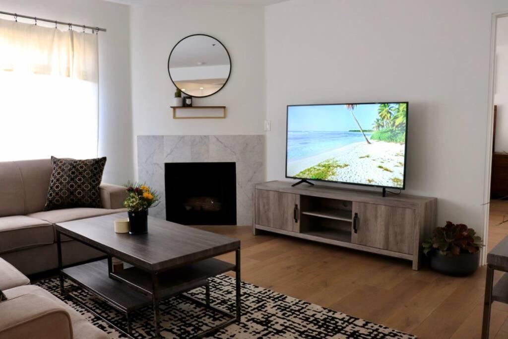Heart Of West Hollywood Modern Suite 2 Bedroom 2 Bath 洛杉矶 外观 照片
