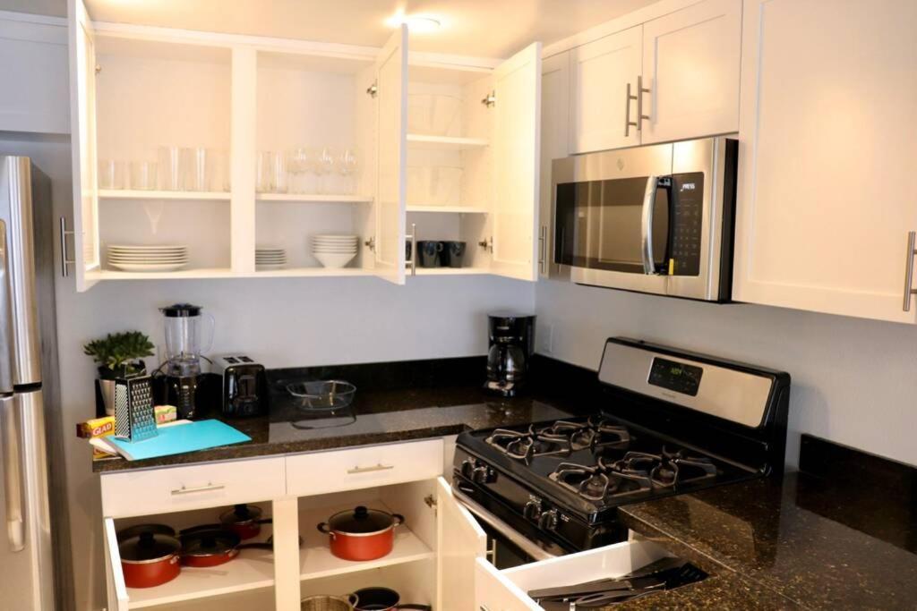 Heart Of West Hollywood Modern Suite 2 Bedroom 2 Bath 洛杉矶 外观 照片